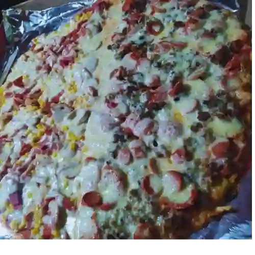 Combo Pizza Familiar