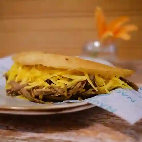 Empanada Operada Catira