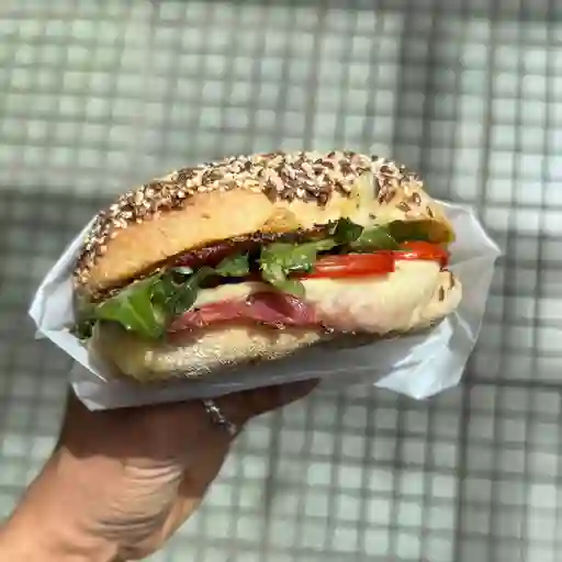 Bagel de pastrami de pavo