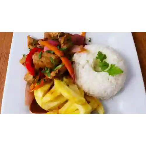 Cerdo Saltado
