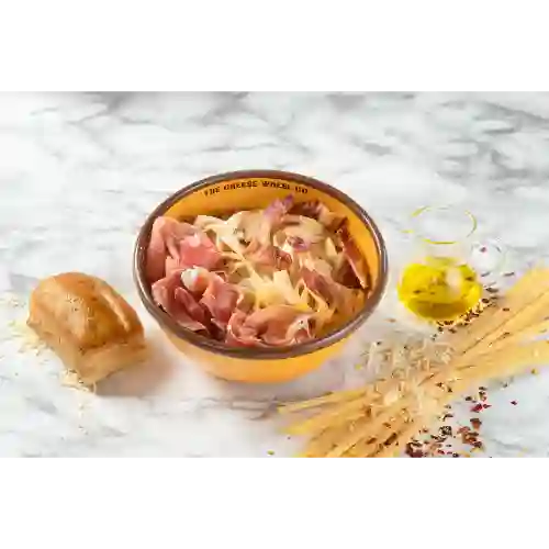 Cheesebonara Jamón Serrano & Bebida