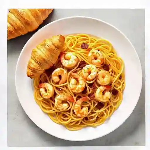 Pasta con Camarones