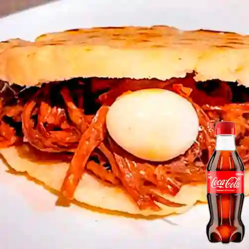 Combo Arepa c/ Carne Desmechada +Cocacola Orig 250ML