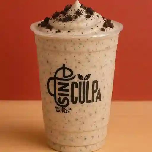 Batido grande de galletas con crema