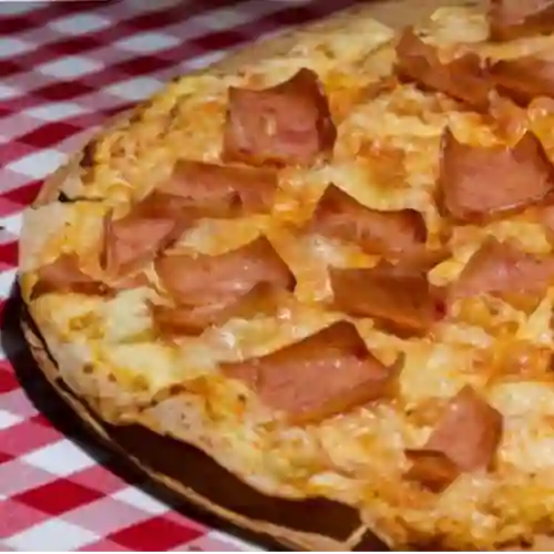 Pizza Jamón y Queso