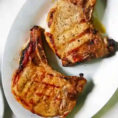 Pork chops (chuletas de cerdo)