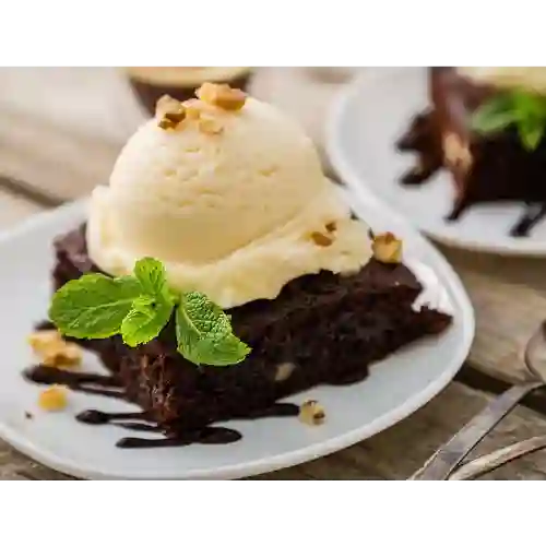 Brownie con Helado