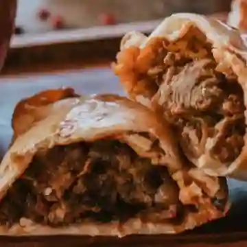 Empanada de Carne Dulce