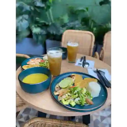 Pescado en Salsa Blanca