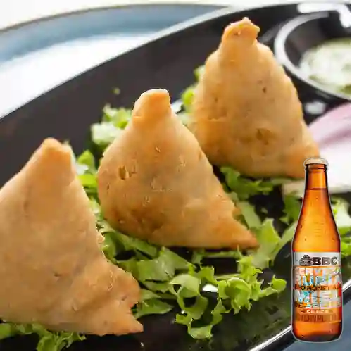 Combo Empanadas Vegetable Samosa + BBC Cajicá Miel 330ml