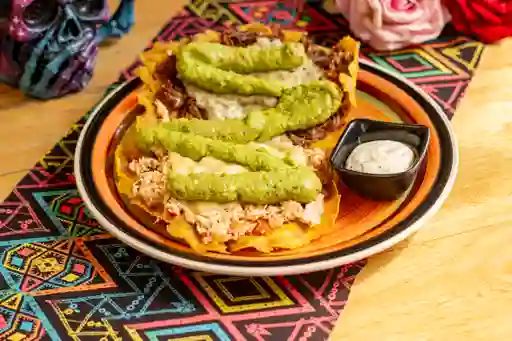 Tostón de Pollo