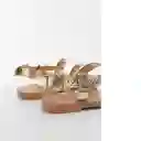 Sandalias Keila Oro Talla 28 Niñas Mango