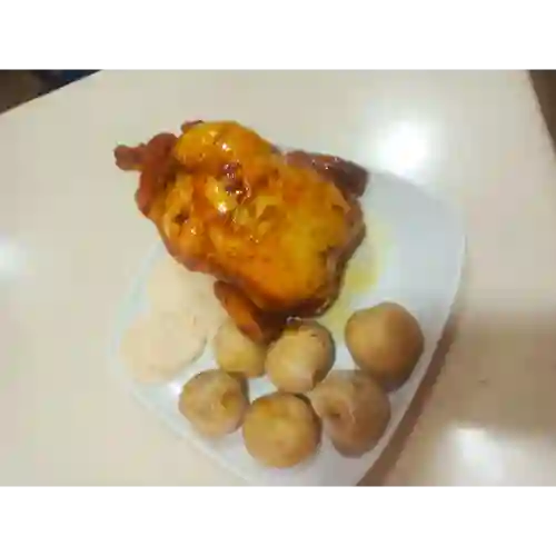 Pollo con Arepa