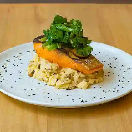 Risotto con salmon