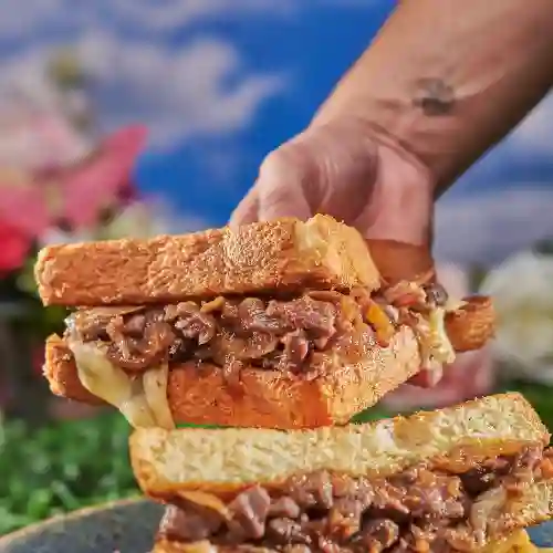 Flat Sándwich Sweet Grill Beef con Papas