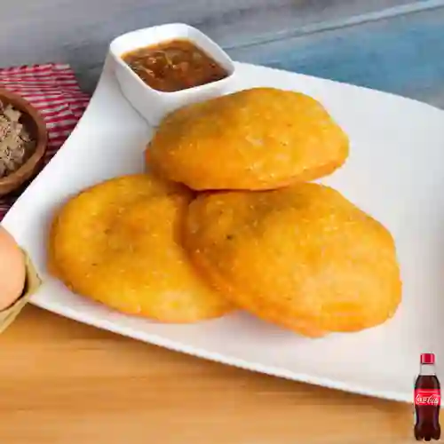Combo Arepa de Huevo + Coca-Cola Sabor Original 200 ml