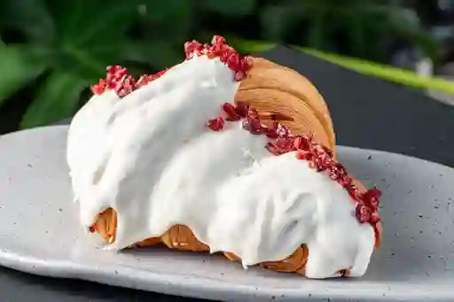 Croissant Frutos Rojos