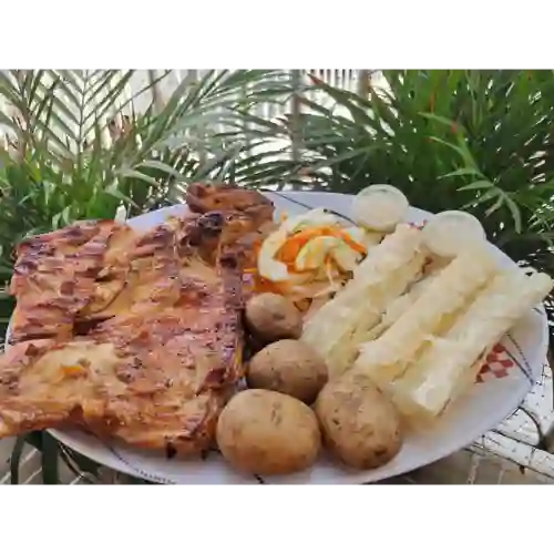 Medio Pollo Arabe Al Carbon