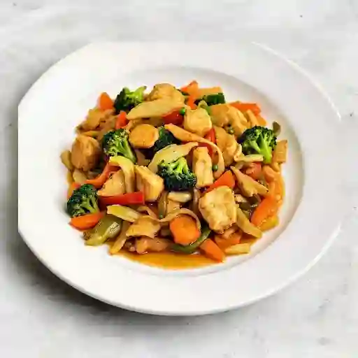 Chop Suey Con Pollo