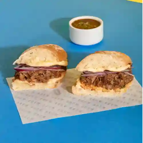 Sándwiches de Birria