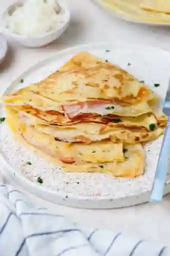 Crepe Jamón Serrano y Queso Provolone
