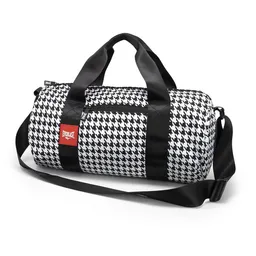 Duffle Mini Houndstooth Blanco y Negro Everlast