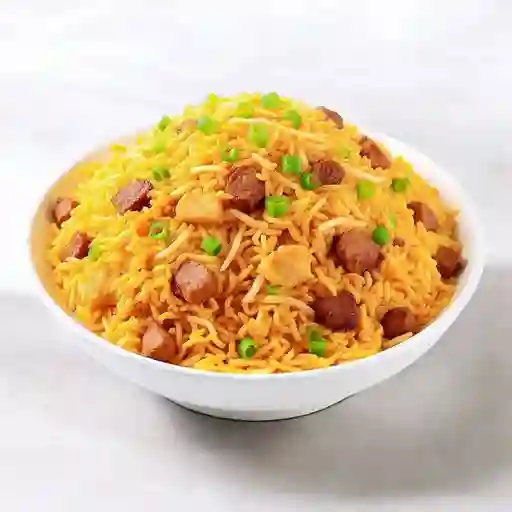 Arroz Frito con Pollo y Carne de Res