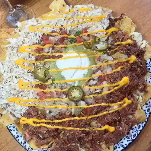 Nachos Supremos Mixtos Medios
