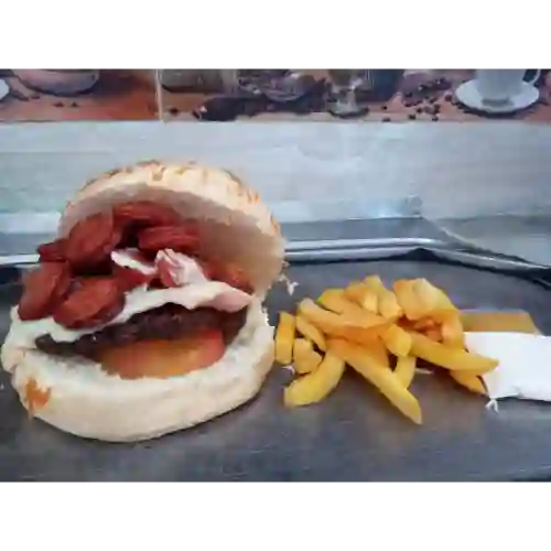 Hamburguesa Chorizo y Salchicha