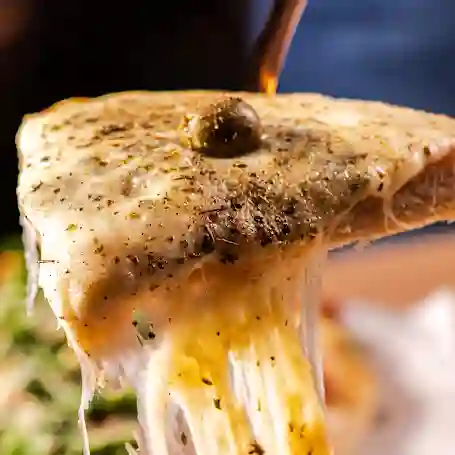 Pizza Cuatro Quesos