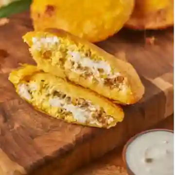 Arepa de Huevo y Carne
