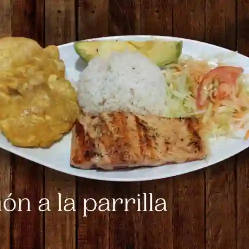 Salmón a la Parrilla