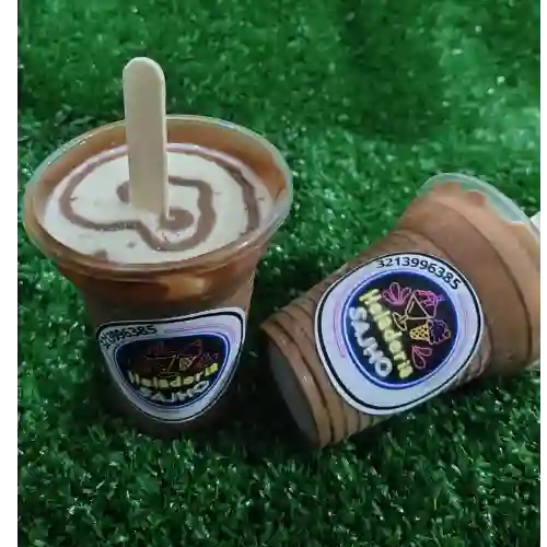 Helado Tres Leches con Chocolate