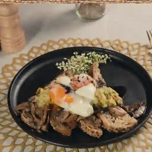 Avocado tosat
