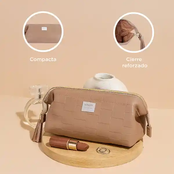 Cosmetiquera Con Relieve Serie Khaki Miniso