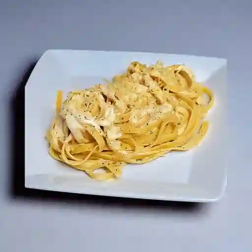 Fettuccine Alfredo