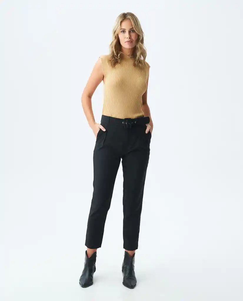 Pantalon Essential Pant Negro Sombrío Ultraoscuro Talla 6 Mujer Chevignon