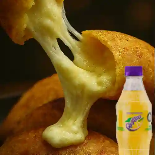 Empanada de queso + quatro 400
