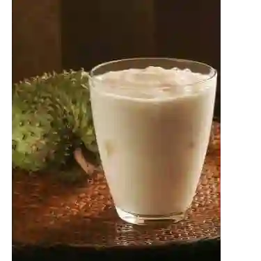 Jugo en Leche de Guanabana