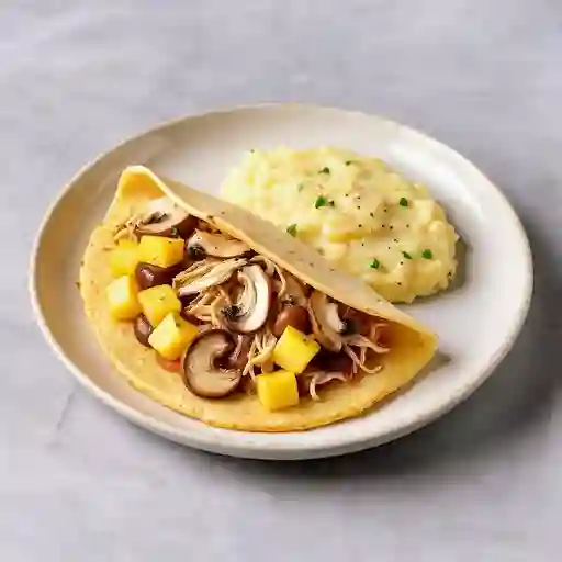 Arepa Pollo y Champiñones