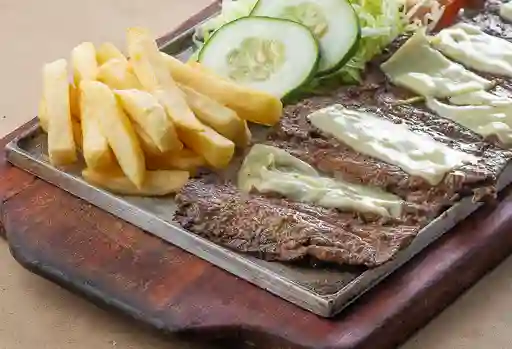 Lomito de Res Gratinado