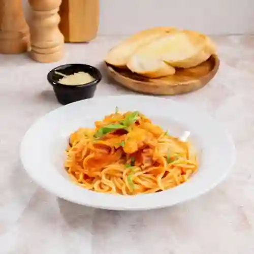 Spaguettis con Pollo Infantil