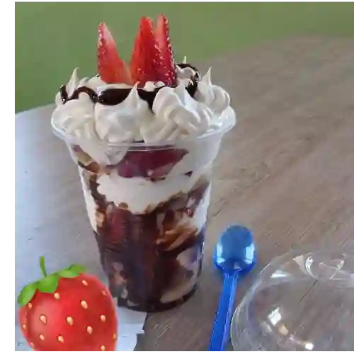 Fresas con Crema 14 Onz