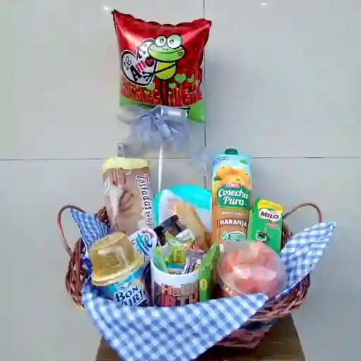 Desayuno Sorpresa Con Productos Seleccionados