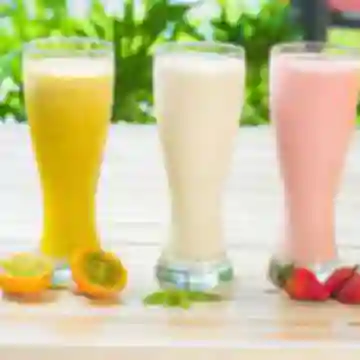 Jugo de Fresa en Leche