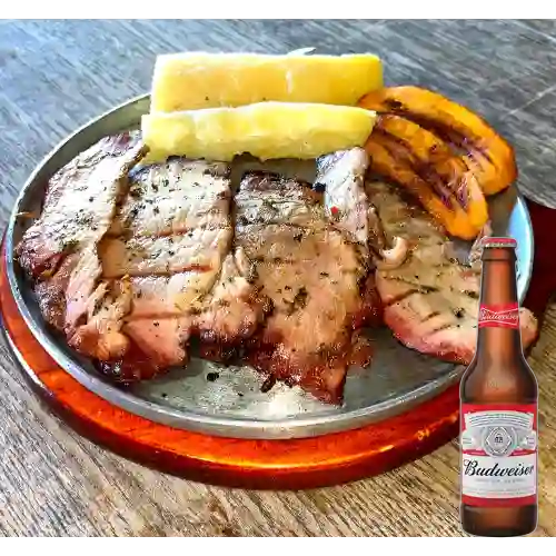 Combo Carne Estilo Llanero Al Cuadrado + Budweiser 330ml
