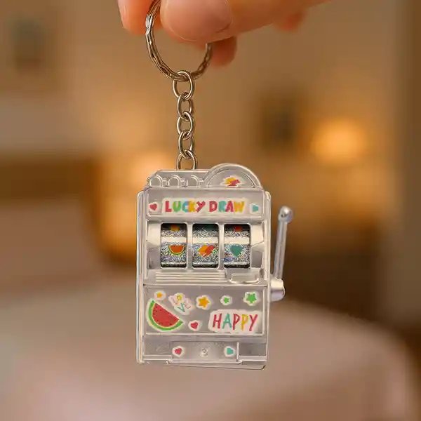 Llavero Máquina Tragamonedas Series K211 Miniso