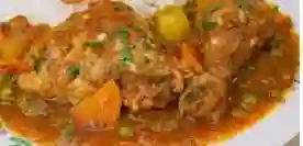 Pollo Guisado