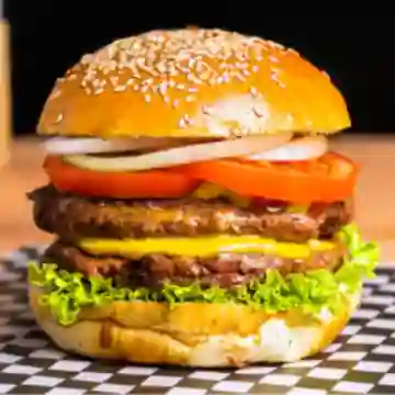 Hamburguesa Clásica Doble 300 G