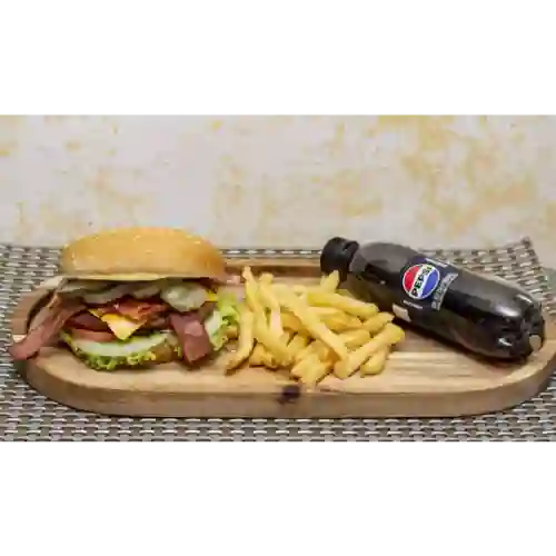Combo Hamburguesa Pepinillo Especial
